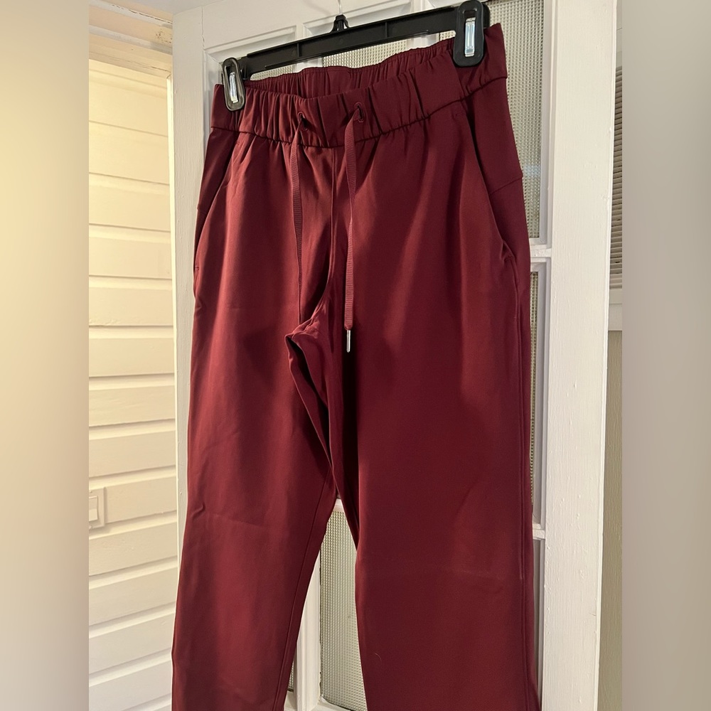 Lululemon On the Fly Pants